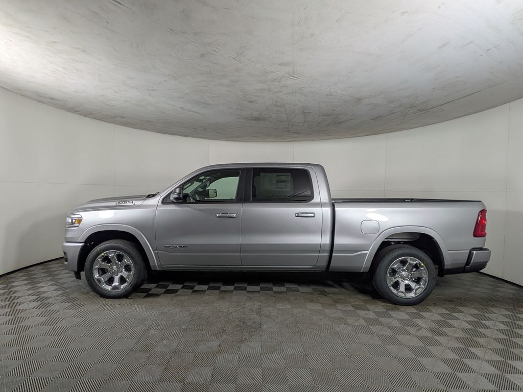 New 2026 Ram 1500 BIG HORN CREW CAB 4X4 6'4 BOX Pickup