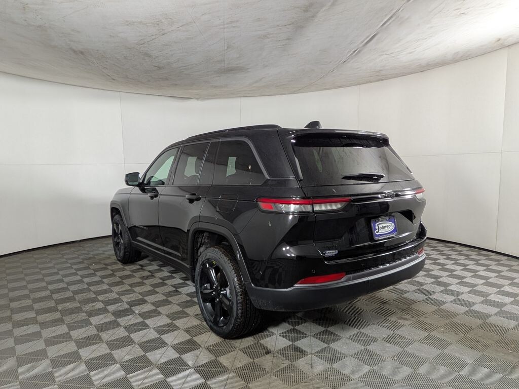 New 2026 Jeep Grand Cherokee LIMITED 4X4 Sport Utility