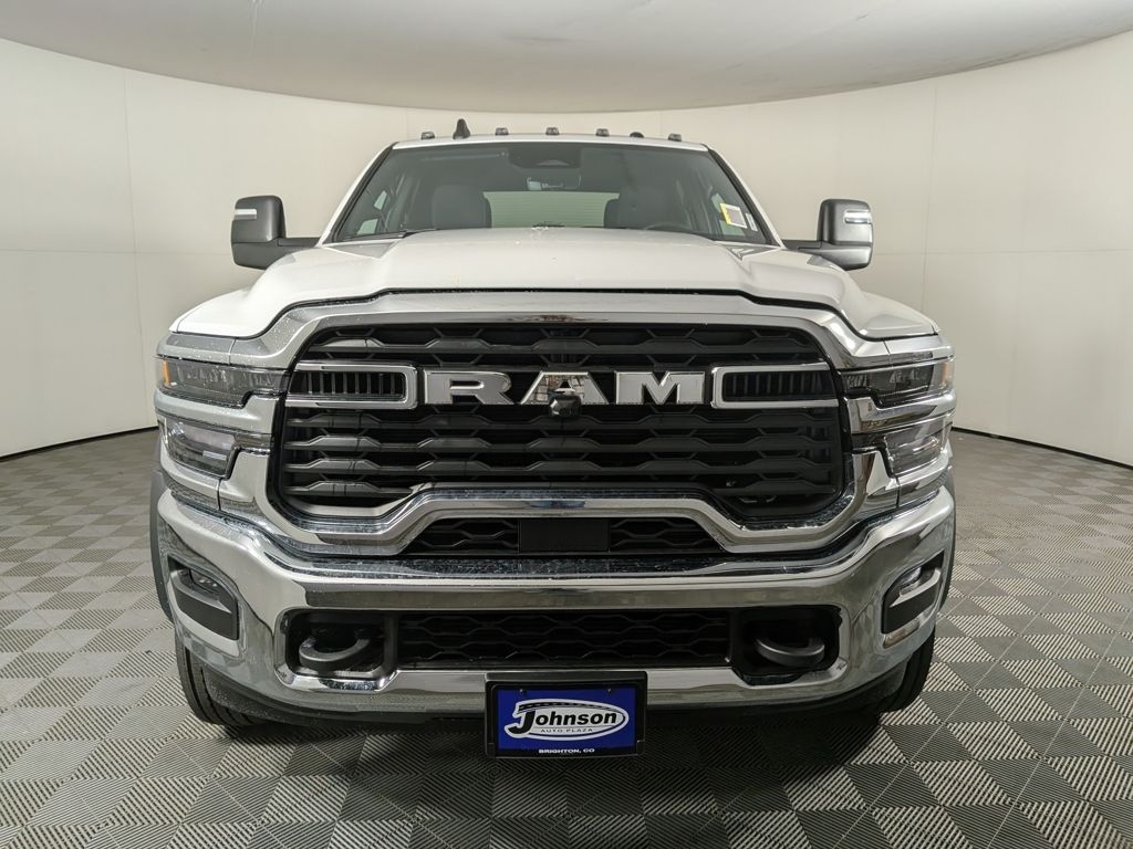 New 2025 Ram 5500 Chassis Cab 5500 TRADESMAN CHASSIS CREW CAB 4X4 84' CA Pickup
