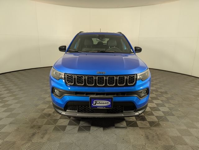 2025 Jeep Compass Latitude Altitude Special Edition photo 2