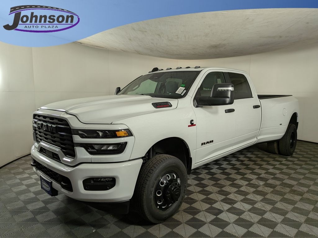 New 2026 Ram 3500 BIG HORN CREW CAB 4X4 8' BOX Pickup