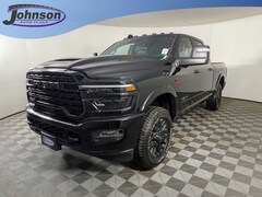 2025 Ram 3500 LIMITED CREW CAB 4X4 6'4 BOX Pickup
