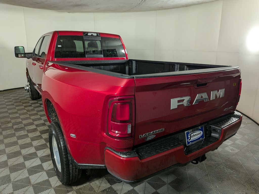 New 2026 Ram 3500 LARAMIE CREW CAB 4X4 8' BOX Pickup