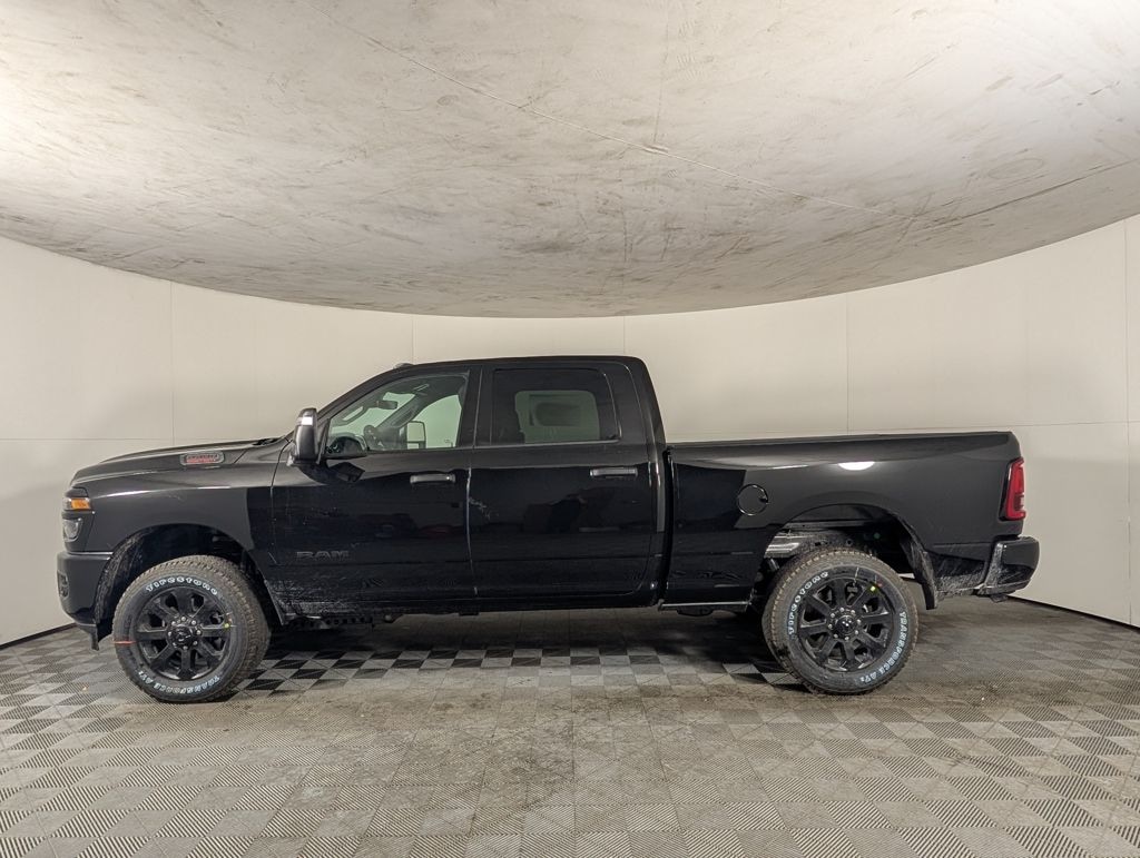New 2026 Ram 2500 BIG HORN CREW CAB 4X4 6'4 BOX Pickup