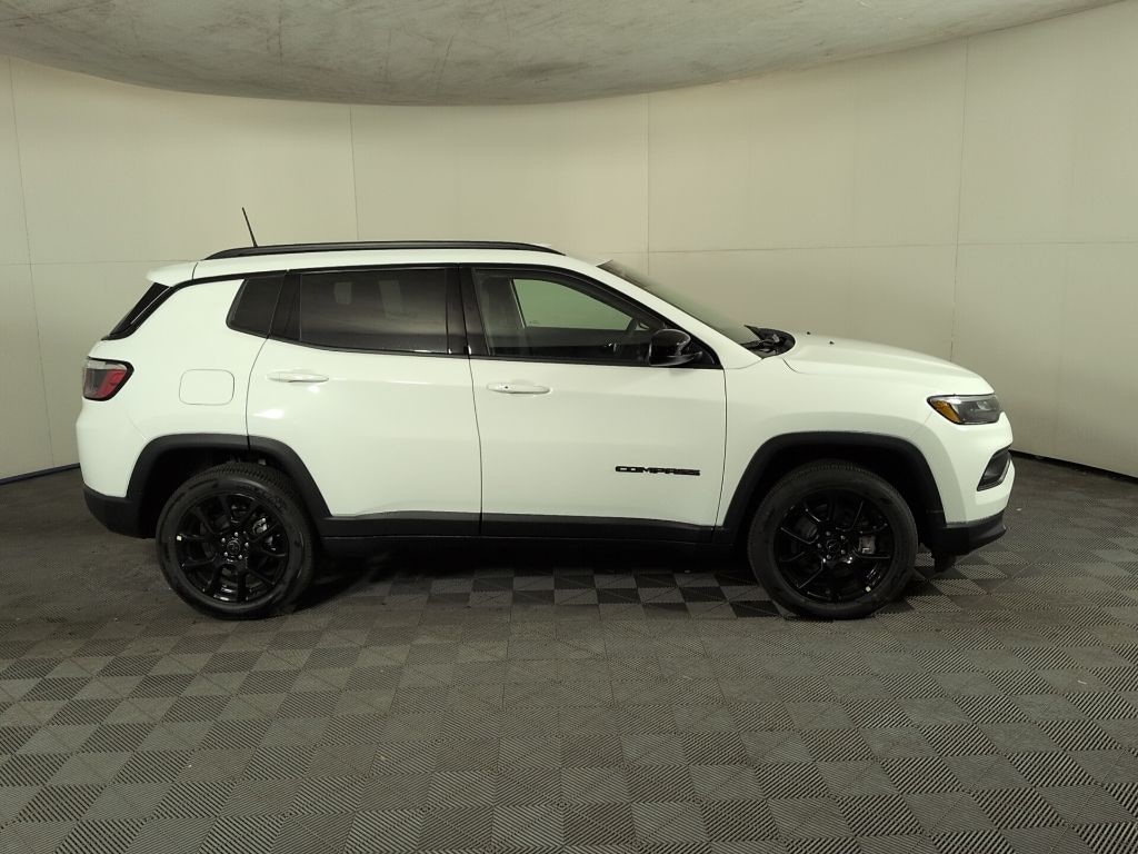 New 2026 Jeep Compass LATITUDE ALTITUDE 4X4 Sport Utility