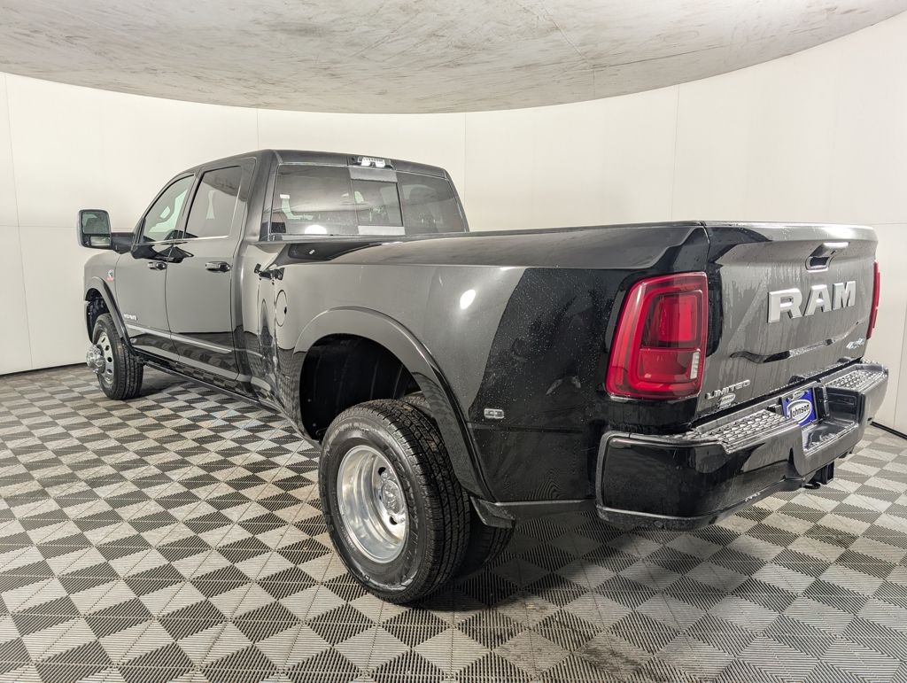 2026 Ram 3500 Limited photo 4
