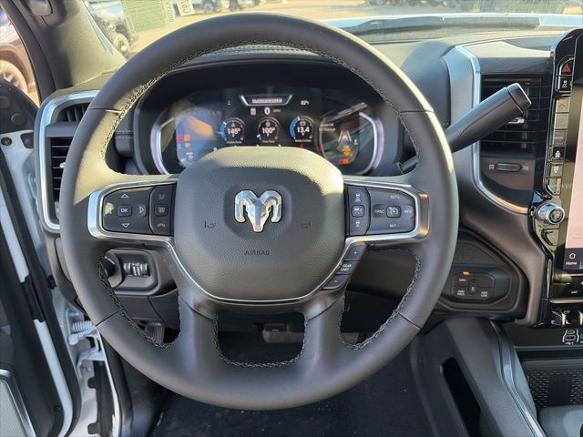 2026 RAM 2500 Laramie - Photo 18
