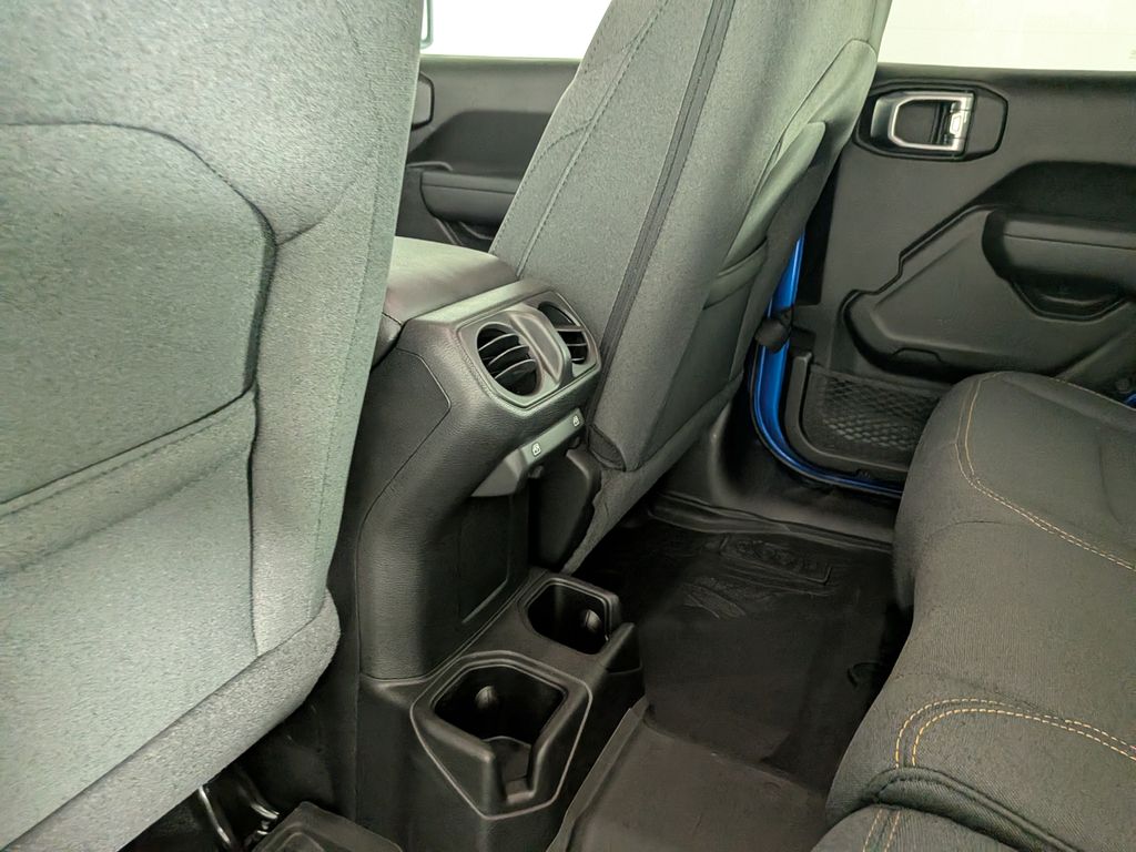 2026 Jeep Wrangler 4-Door Willys - Photo 27