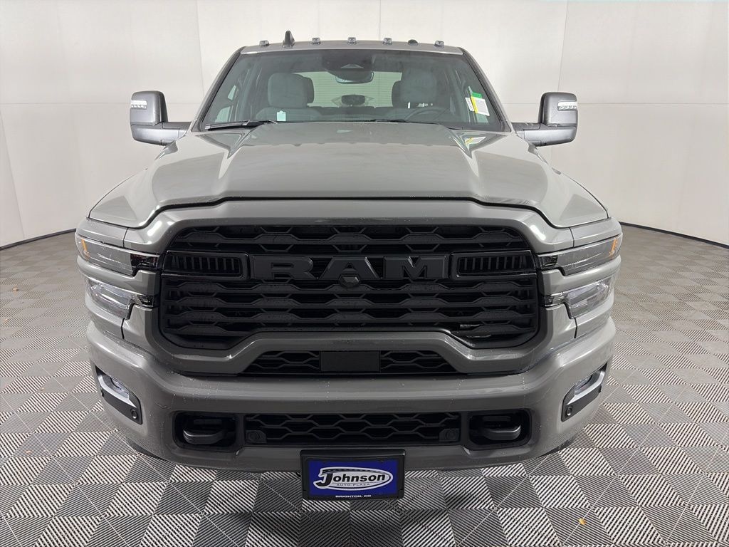 New 2026 Ram 3500 BIG HORN CREW CAB 4X4 8' BOX Pickup