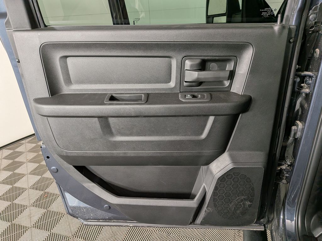 2026 RAM 2500 Tradesman/Black Express - Photo 25