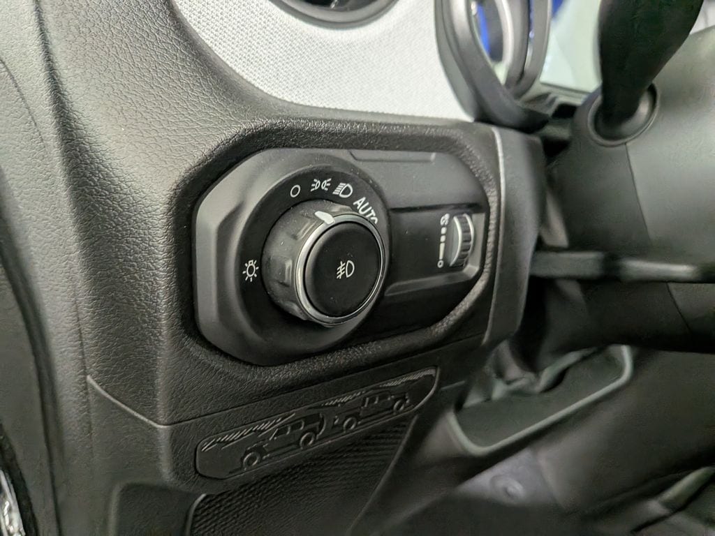 2026 Jeep Wrangler 4-Door Willys - Photo 16