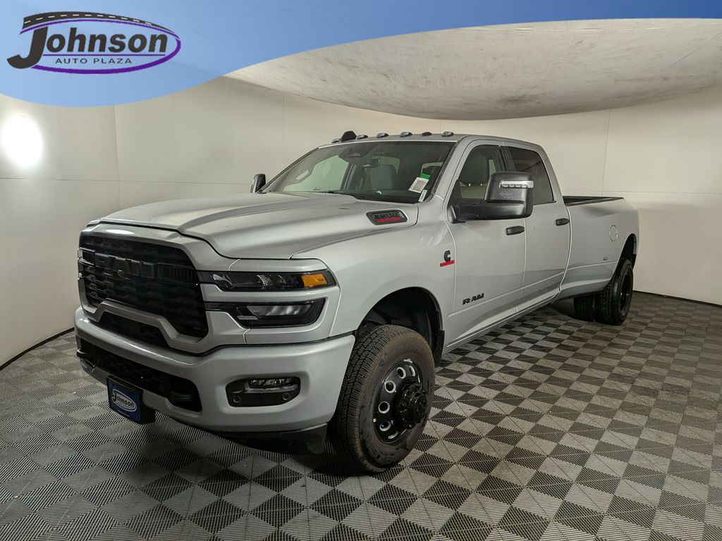 2026 Ram 3500 BIG HORN CREW CAB 4X4 8' BOX