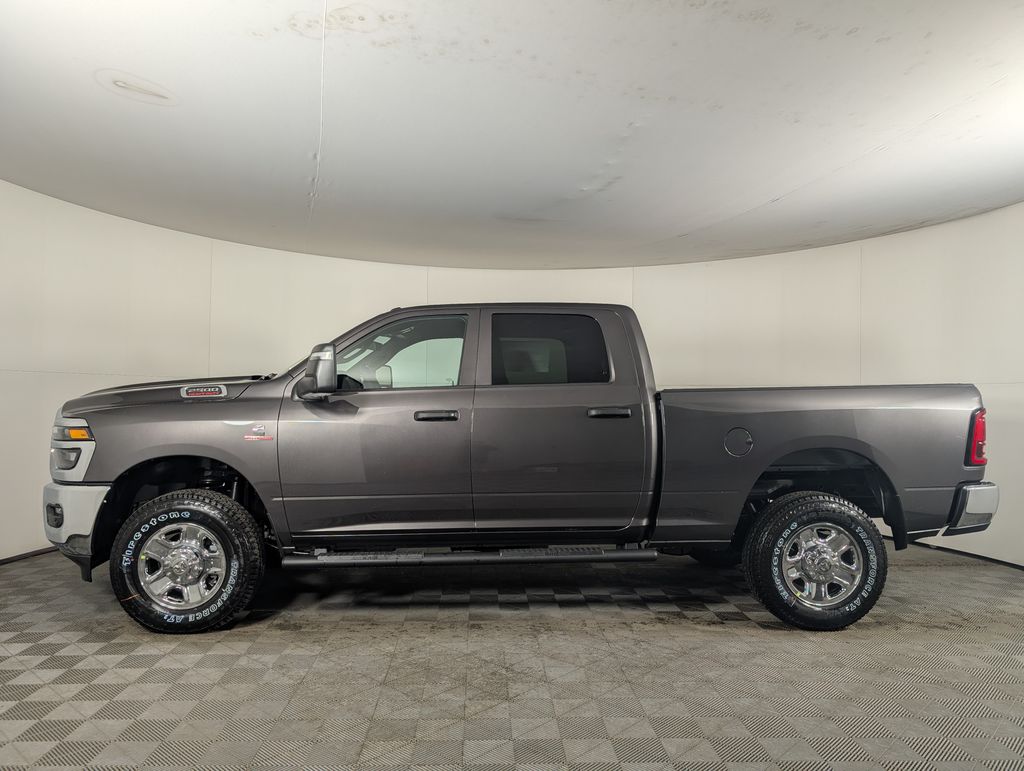 2025 Ram 2500 Tradesman photo 3