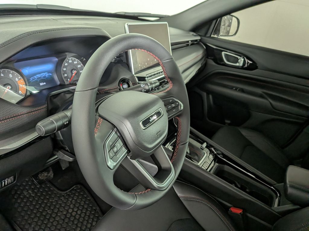 2026 Jeep Compass Trailhawk - Photo 20