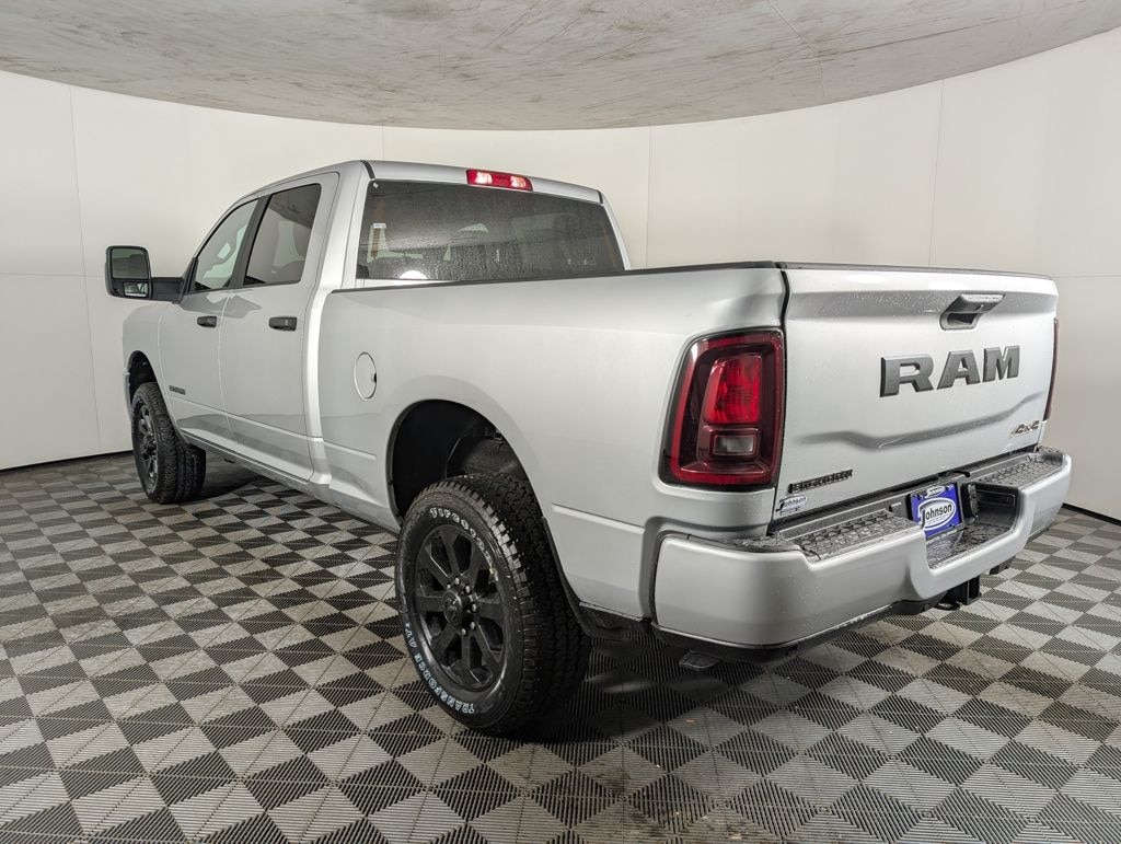 New 2026 Ram 2500 BIG HORN CREW CAB 4X4 6'4 BOX Pickup