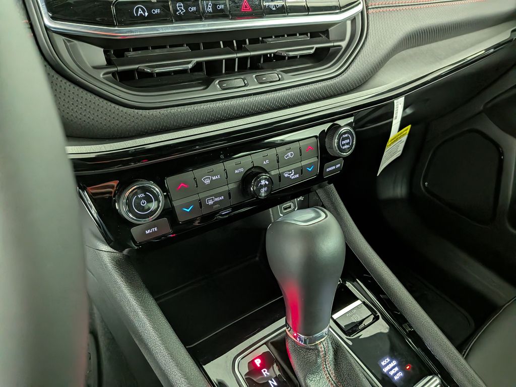 2026 Jeep Compass Trailhawk - Photo 25