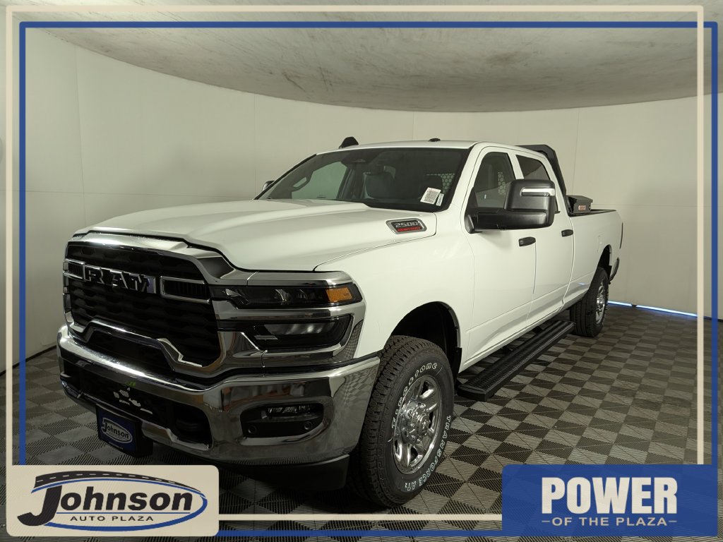 2026 Ram 2500 TRADESMAN CREW CAB 4X4 Pickup