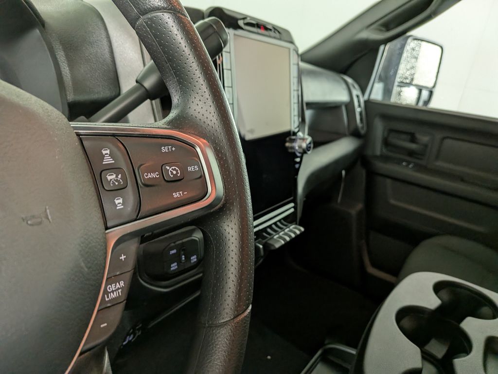 2026 RAM 2500 Tradesman/Black Express - Photo 19