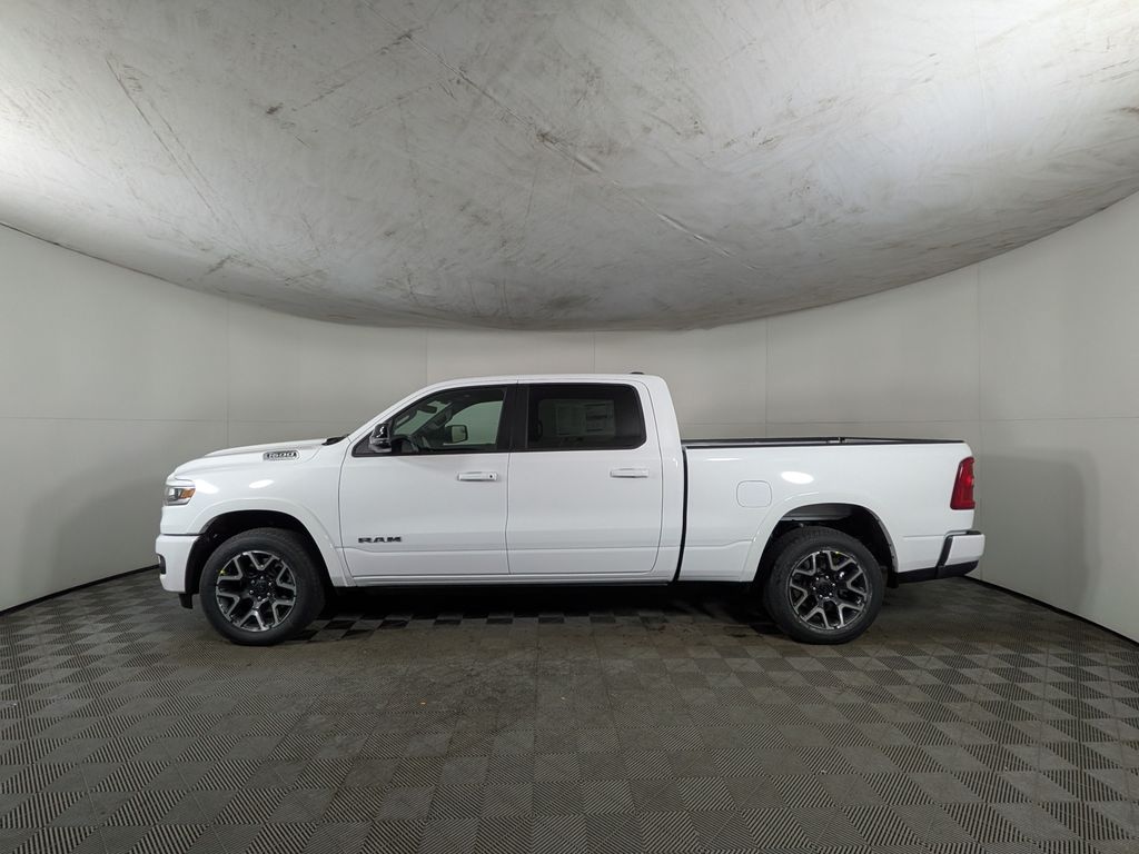 New 2026 Ram 1500 LARAMIE CREW CAB 4X4 6'4 BOX Pickup