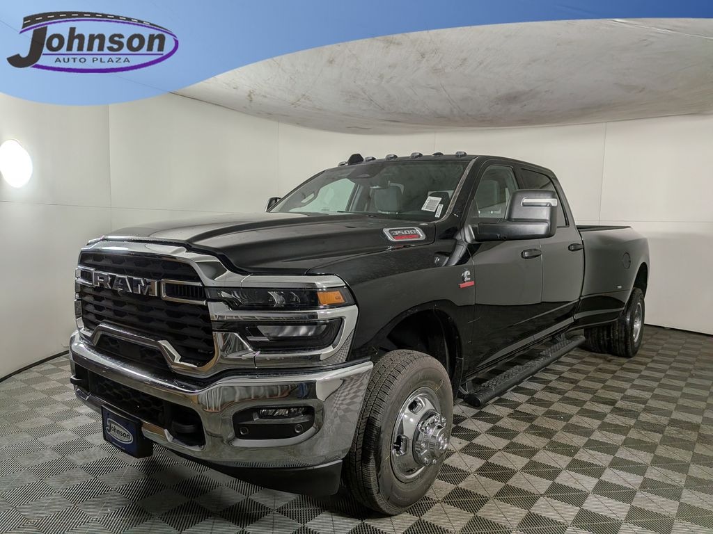 New 2026 Ram 3500 TRADESMAN CREW CAB 4X4 8' BOX Pickup