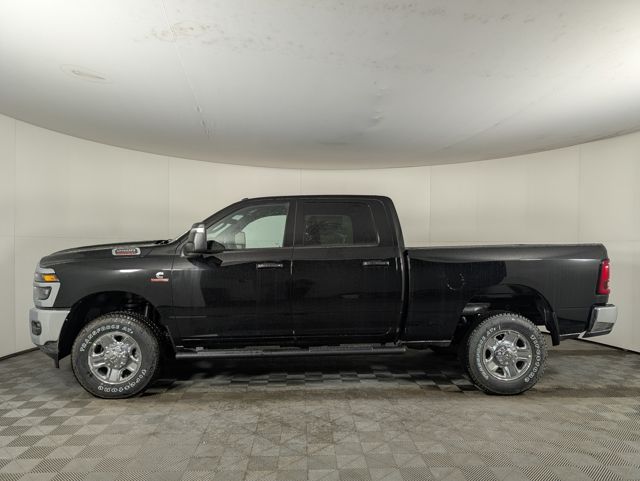 2025 Ram 2500 Tradesman photo 3