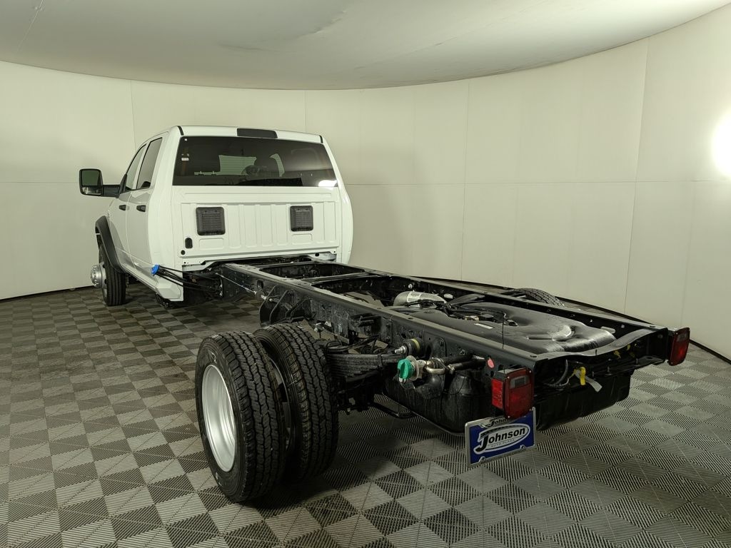 New 2025 Ram 5500 Chassis Cab 5500 TRADESMAN CHASSIS CREW CAB 4X4 84' CA Pickup
