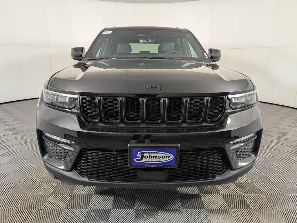 2025 Jeep Grand Cherokee Limited photo 2