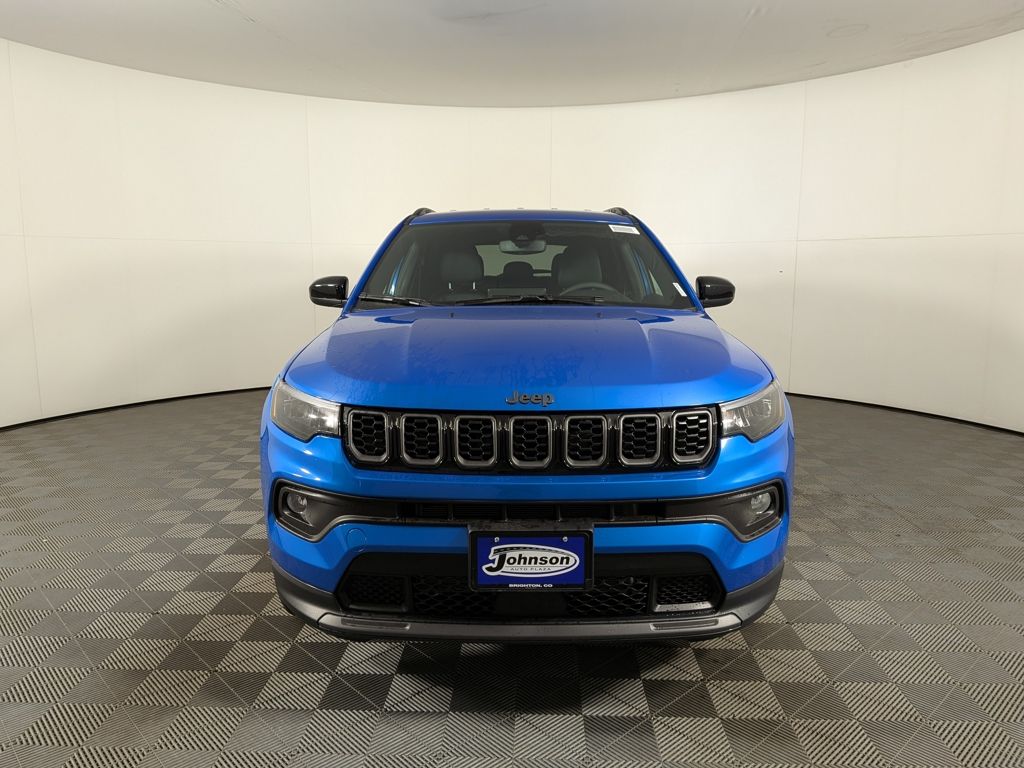 2025 Jeep Compass Latitude photo 2