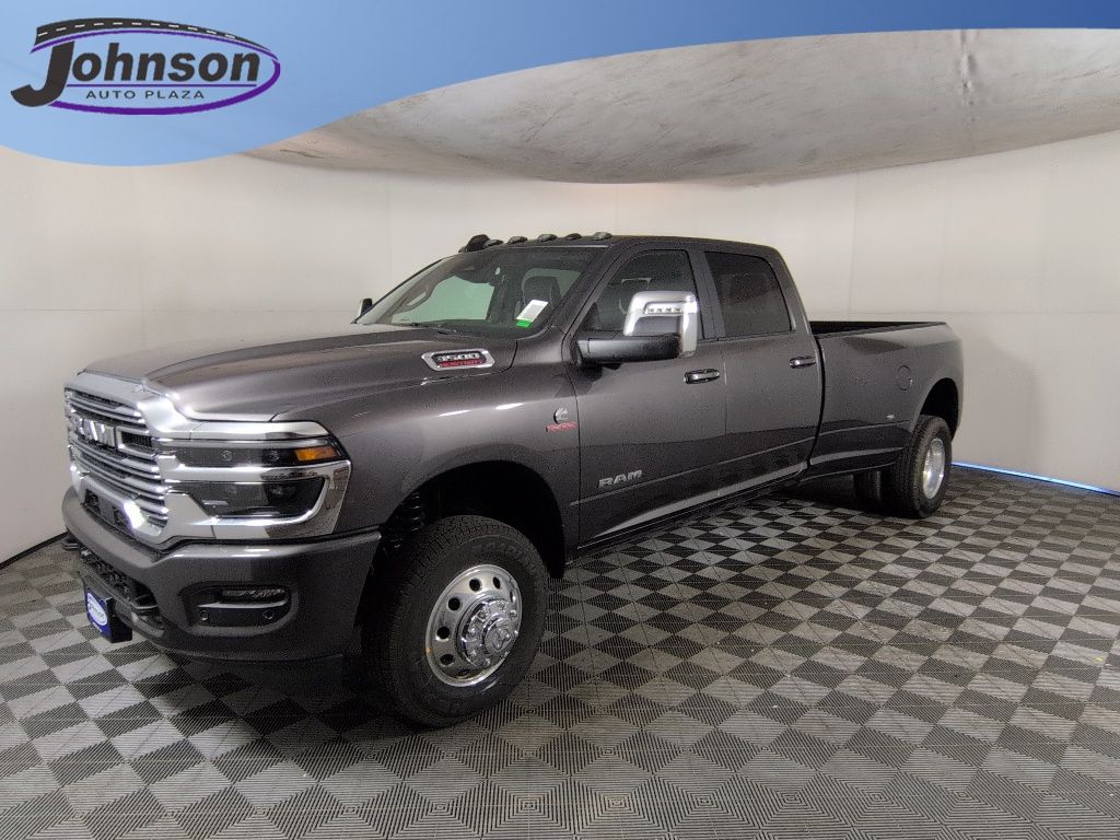 2026 RAM 3500 Laramie 4X4 Crew Cab LWB's photo