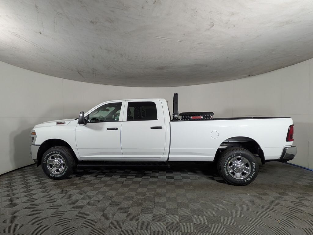 New 2026 Ram 2500 Tradesman Crew Cab 4x4 8' Box Pickup