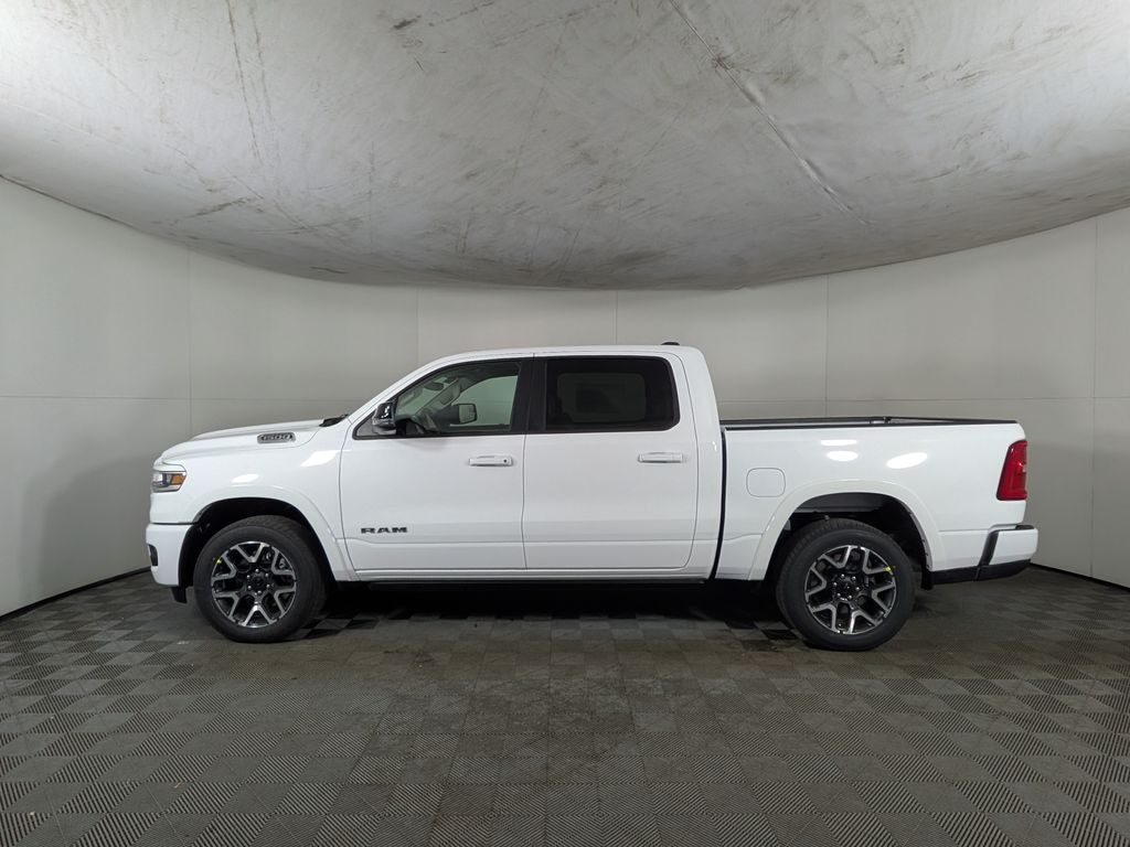 New 2026 Ram 1500 LARAMIE CREW CAB 4X4 5'7 BOX Pickup