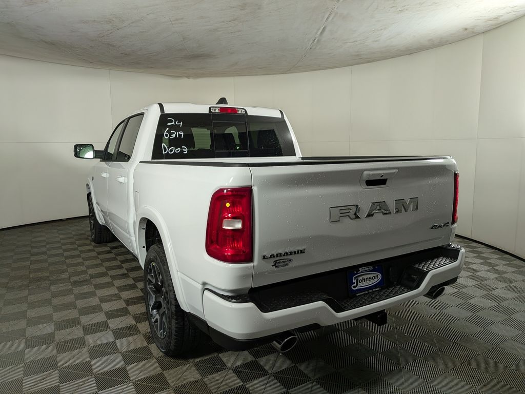 New 2026 Ram 1500 LARAMIE CREW CAB 4X4 5'7 BOX Pickup