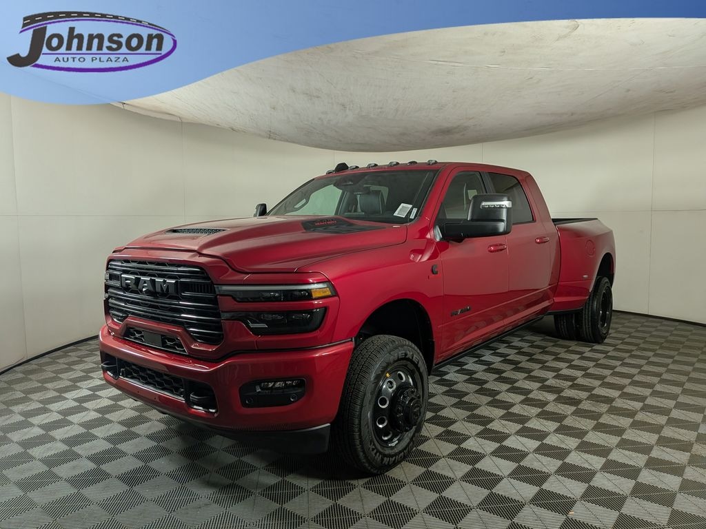 New 2026 Ram 3500 LARAMIE MEGA CAB 4X4 6'4 BOX Pickup