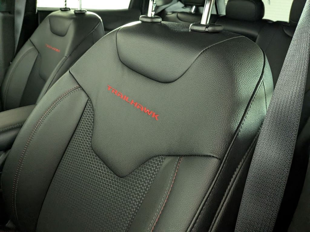 2026 Jeep Compass Trailhawk - Photo 18