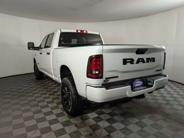 2025 Ram 2500 Big Horn photo 4