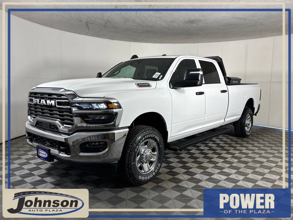 2026 Ram 2500 TRADESMAN CREW CAB 4X4 Pickup