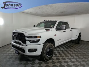 2026 Ram 3500 BIG HORN CREW CAB 4X4 8' BOX Pickup