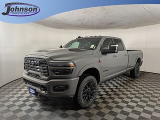 2026 Ram 3500 LIMITED CREW CAB 4X4 8' BOX Pickup
