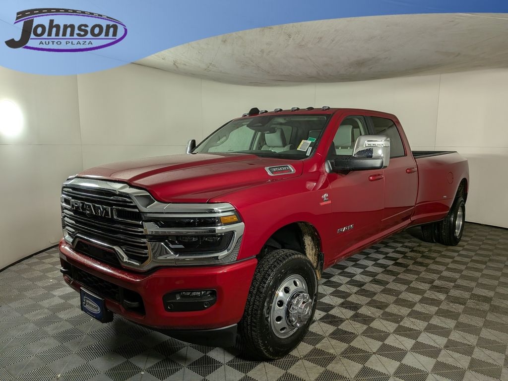 New 2026 Ram 3500 LARAMIE CREW CAB 4X4 8' BOX Pickup