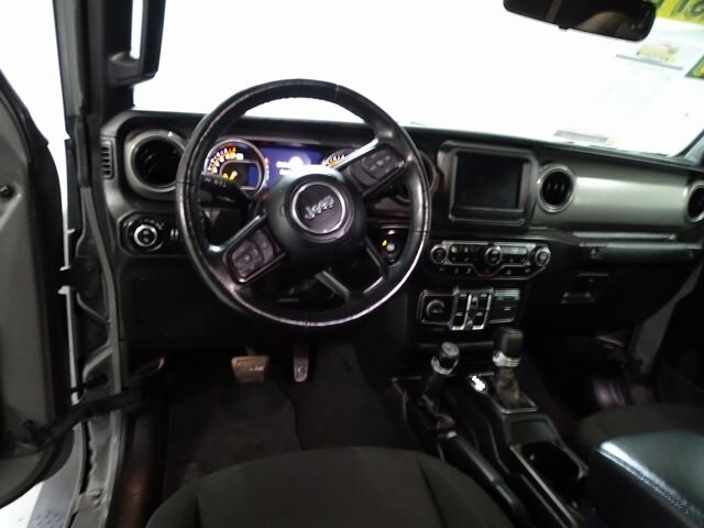 2021 Jeep Gladiator Sport photo 4