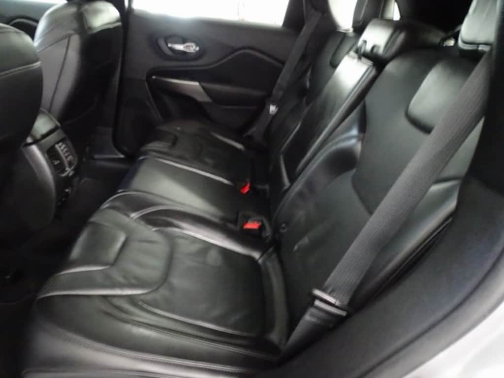 Used 2019 Jeep Cherokee Limited SUV