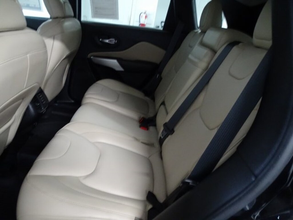 Used 2018 Jeep Cherokee Limited SUV