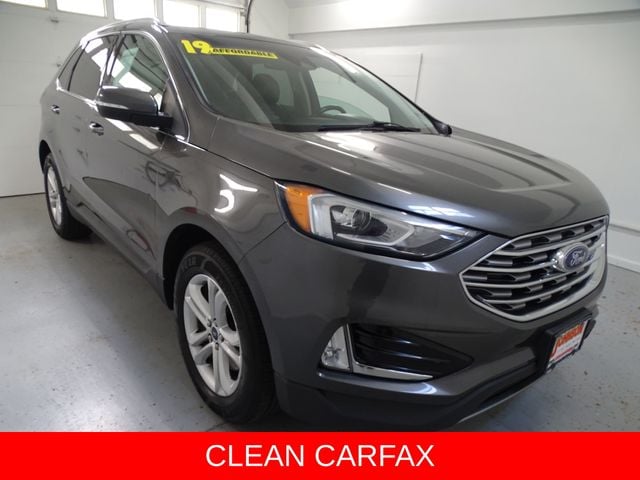 2019 Ford Edge SEL AWD's photo