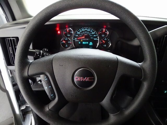 2024 Gmc Savana Passenger 3500 LT photo 4