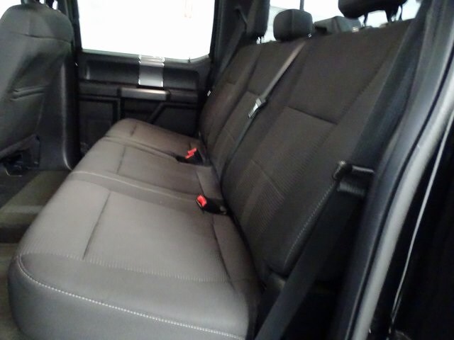 2016 Ford F-150 XLT photo 4