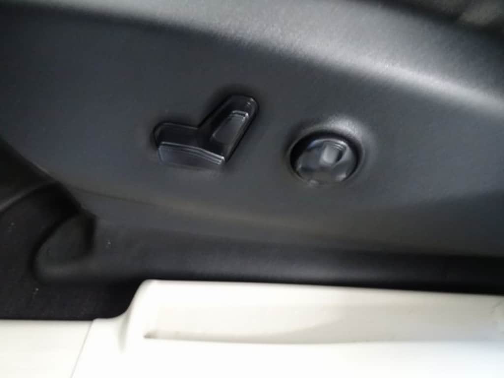 Used 2020 Chrysler Voyager LX Minivan/Van