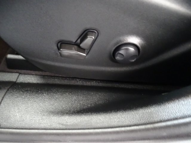2023 Jeep Cherokee Altitude photo 3
