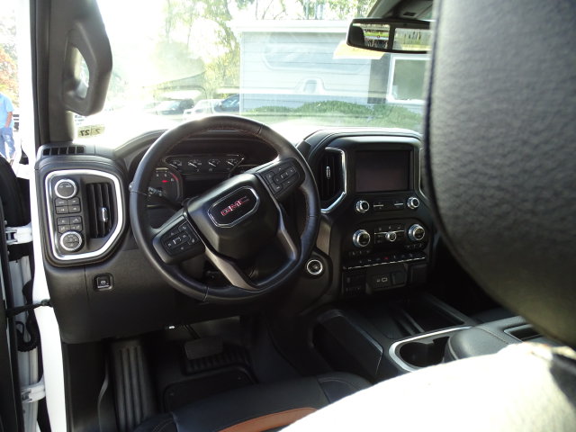 2022 GMC Sierra 2500HD AT4 - Photo 6