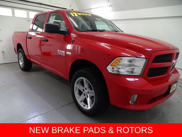 2017 RAM 1500 Express 4x4 Crew Cab 5'7's photo