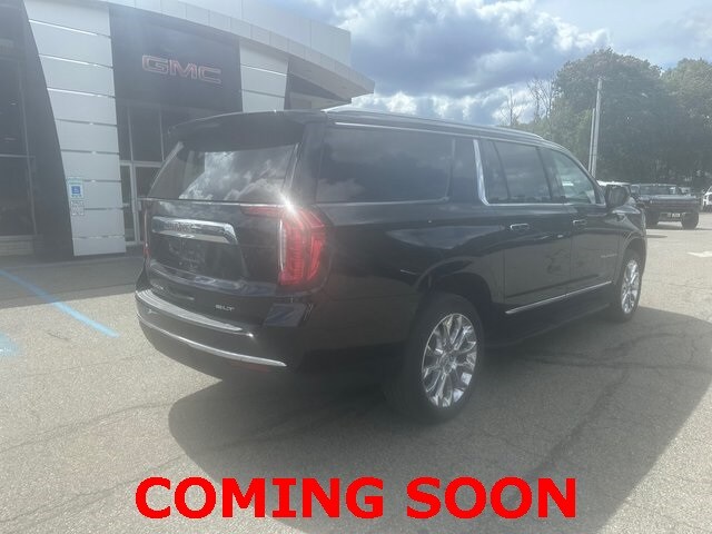 2023 Gmc Yukon XL SLT photo 4